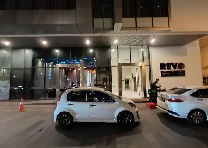 Revo - Pavilion Bkt Jalil At Vvip